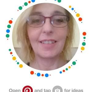 Meet your Posher, Carine